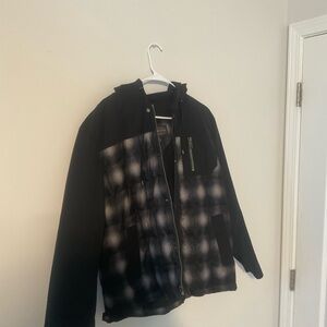 Pendleton Men’s hooded down jacket like new, black/grey plaid puffer jacket